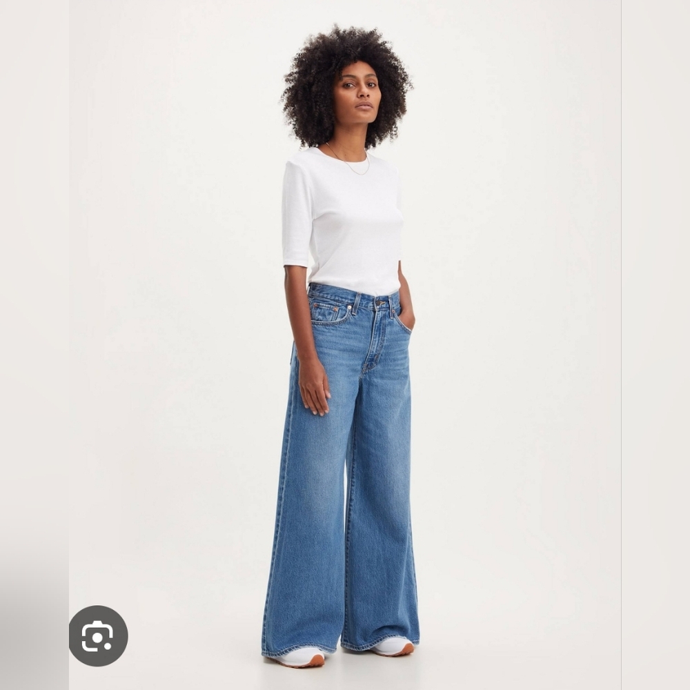 Levi's XL Flood Jeans-Photos Added